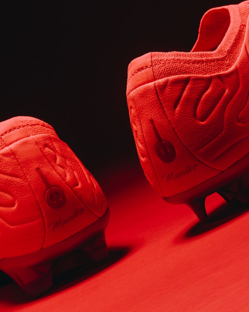 Both heels side by side with the Maestro script